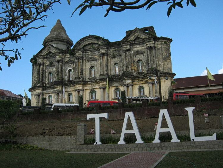 Taal, Batangas httpsuploadwikimediaorgwikipediacommons00
