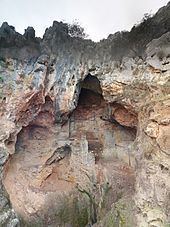 Tabun Cave httpsuploadwikimediaorgwikipediacommonsthu