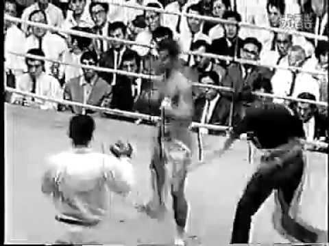 Tadashi Sawamura Karate vs Muay Thai Legendary Kickboxer Tadashi Sawamura