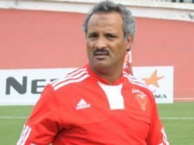 Tahar Chérif El-Ouazzani Transfert Chrif El Ouazzani l39USM Bel Abbs pour deux saisons