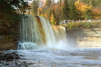 Tahquamenon Falls Newberry Area Tourism Assn Upper Michigan39s Tahquamenon Falls