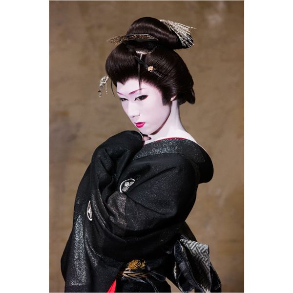 Taichi Saotome Taichi Saotome a modern day kabuki onnagata dressed as an Oiran