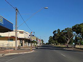 Tailem Bend, South Australia httpsuploadwikimediaorgwikipediacommonsthu