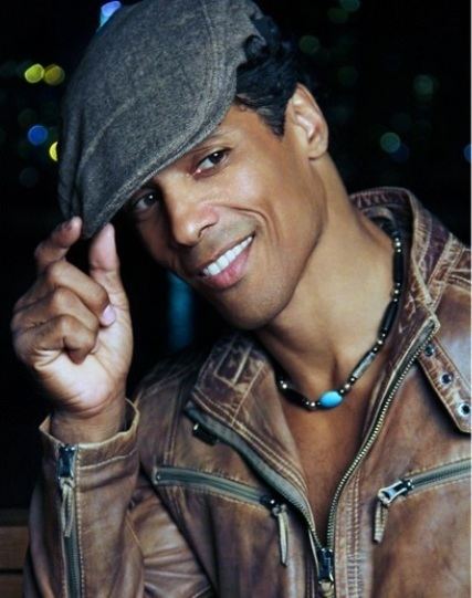 Taimak Taimak Guarriello Live Interview December 2013 on The