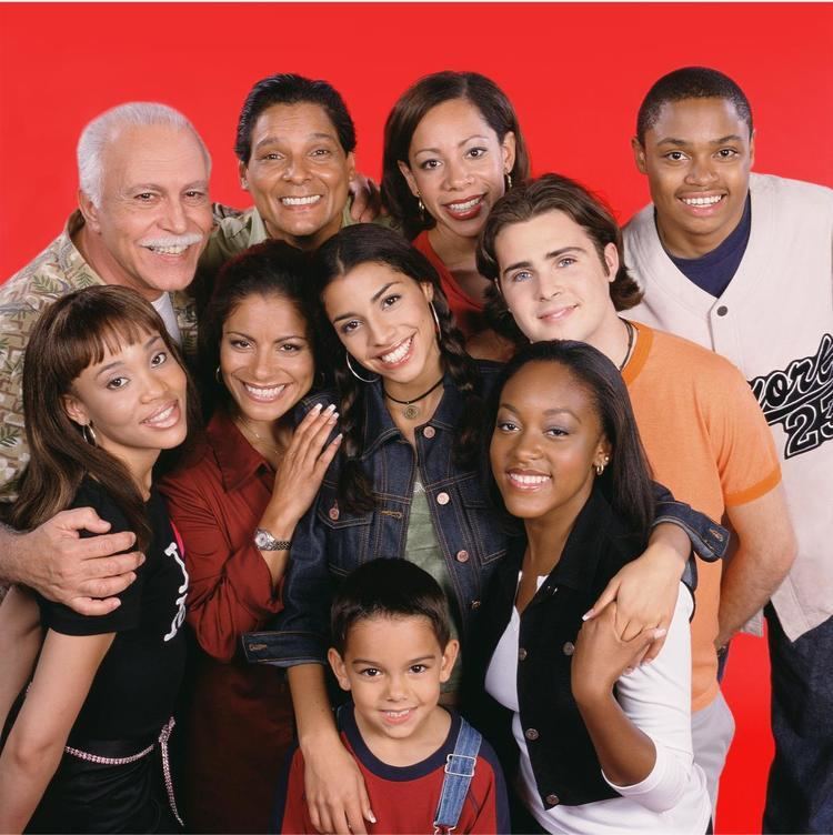 Taina (TV series) 5 Reasons You Should Revisit 39Taina39 Nickelodeon39s First LatinaLed