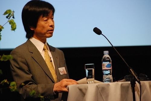 Takashi Suzuki (government official)