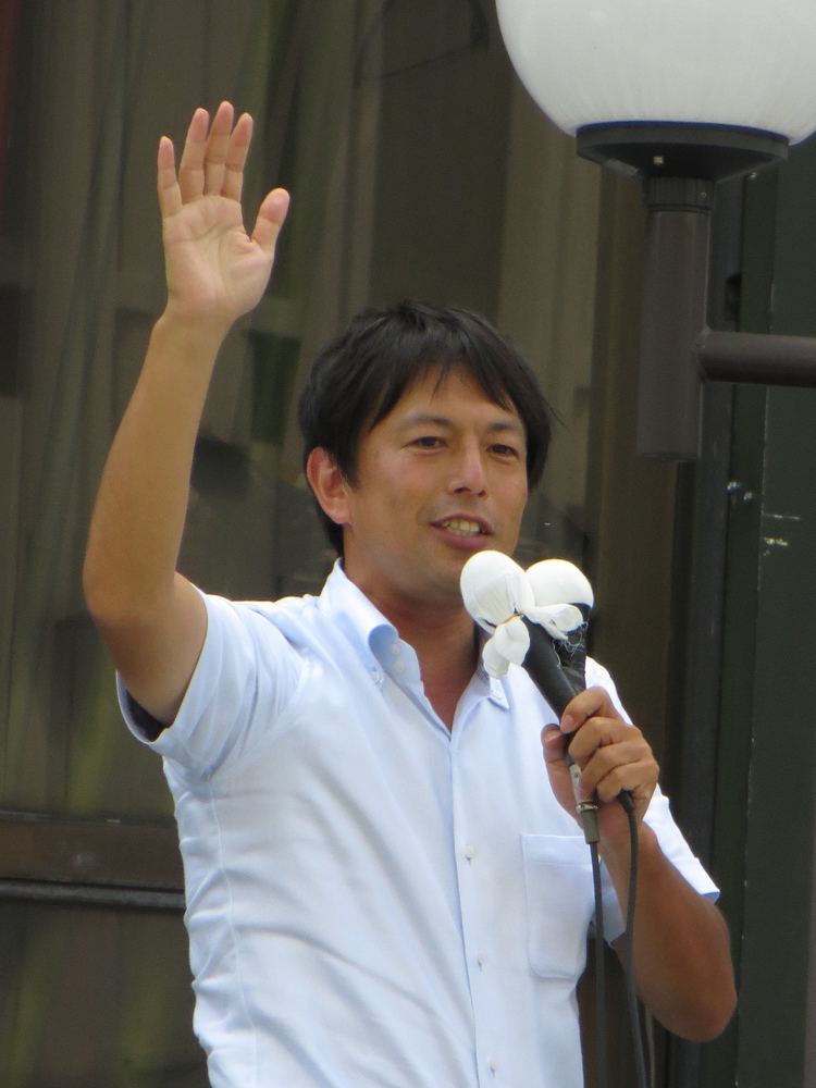 Takayuki Shimizu (politician) httpsuploadwikimediaorgwikipediacommonsff