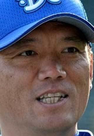Takeo Kawamura (baseball) shinbishikaguidecomwpcontentuploads201507k