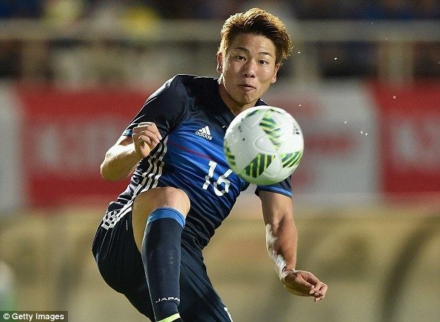 Takuma Asano Arsenal to sign Takuma Asano as Arsene Wenger continues striker