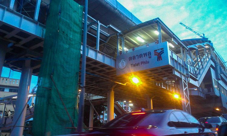 Talat Phlu BTS Station