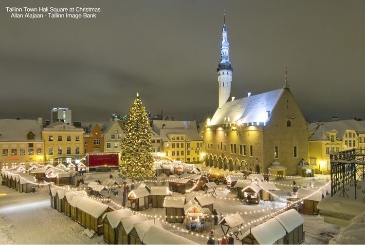 Tallinn Christmas Market Christmas Market Tallinn Estonia Celebrate First Christmas Tree