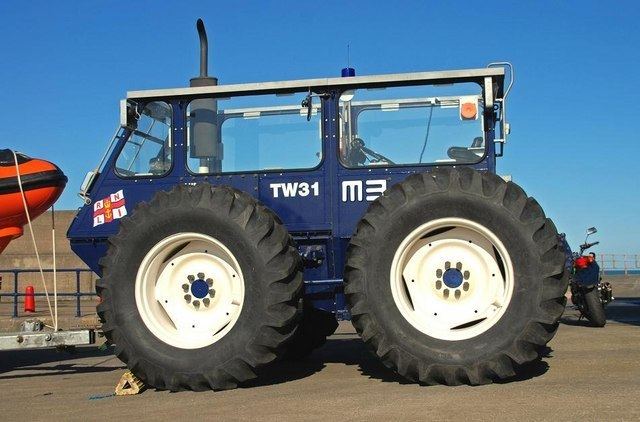 Talus MB-764 amphibious tractor