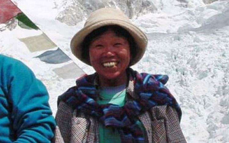 Tamae Watanabe 73yearold becomes oldest woman to climb Mount Everest