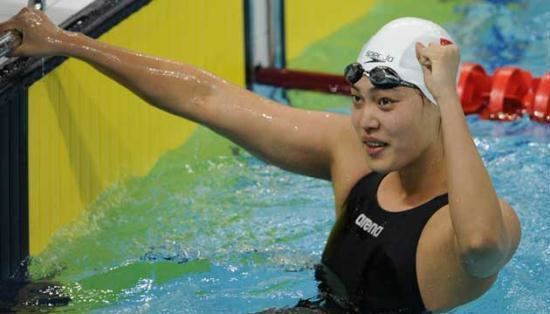 Tang Yi Bright swimming star Tang Yi wins womens 100m freestyle