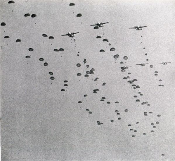 Tangail Airdrop httpsuploadwikimediaorgwikipediabn992Tan
