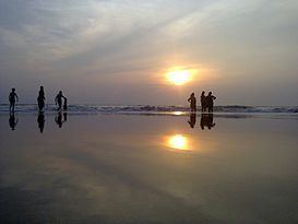 Tannirbhavi Beach httpsuploadwikimediaorgwikipediacommonsthu
