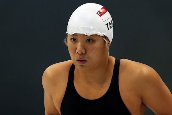 Tao Li Olympic Swimming Tao Li sets new 100m Backstroke national record