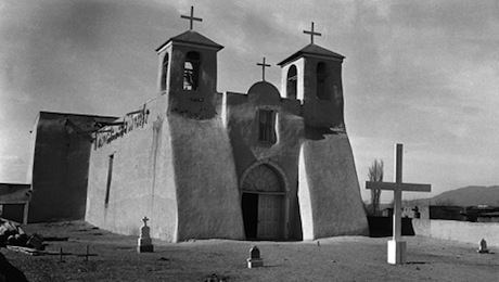 The San Francisco de Asís Church in Ranchos de Taos in 1934.