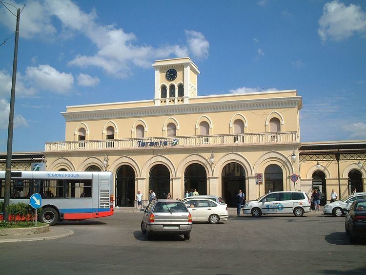 Taranto railway station