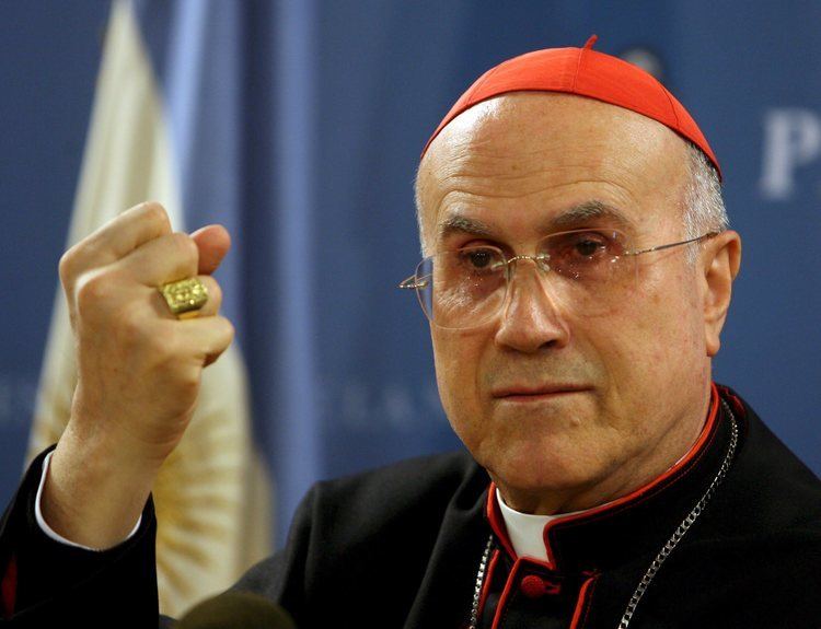Tarcisio Bertone Cardinal Bertone39s lavish 6500squarefoot Vatican