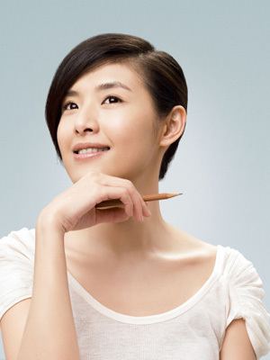Tarcy Su Tarcy Su Taiwanese pop singer actress Dark Short Hair