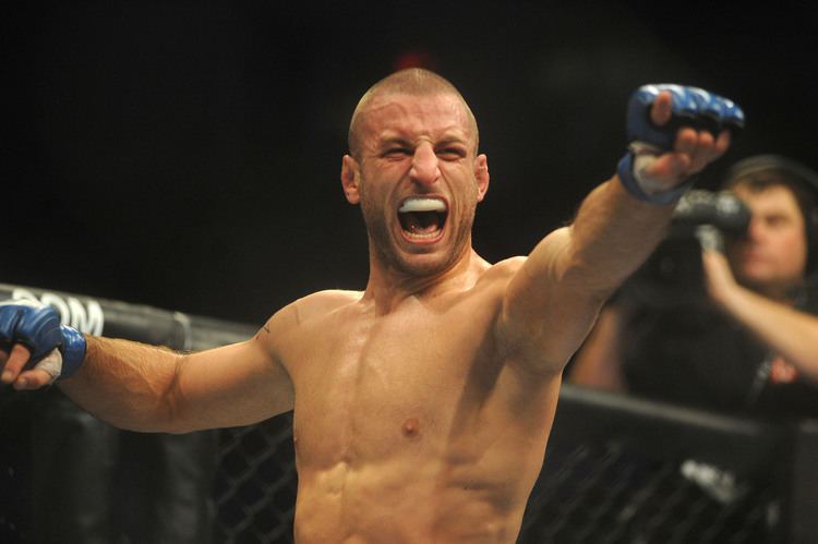 Tarec Saffiedine Tarec Saffiedine Out of UFC Fight Night 60 Main Event