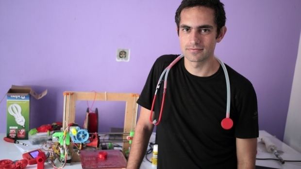 Tarek Loubani Dr Tarek Loubani uses 3D printer to overcome Gaza stethoscope