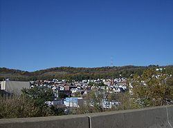 Tarentum, Pennsylvania httpsuploadwikimediaorgwikipediacommonsthu