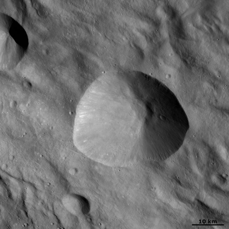 Tarpeia (crater)