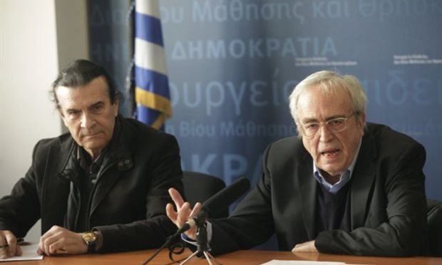 Tasos Kourakis Baltas and Kourakis clash over university entry exams