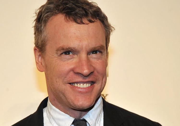 Tate Donovan Tate Donovan is over Aniston and Bullock NY Daily News