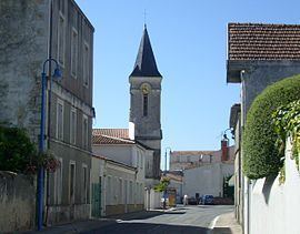 Étaules, Charente-Maritime httpsuploadwikimediaorgwikipediacommonsthu