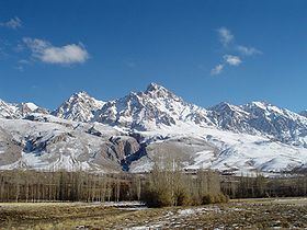 Taurus Mountains httpsuploadwikimediaorgwikipediacommonsthu