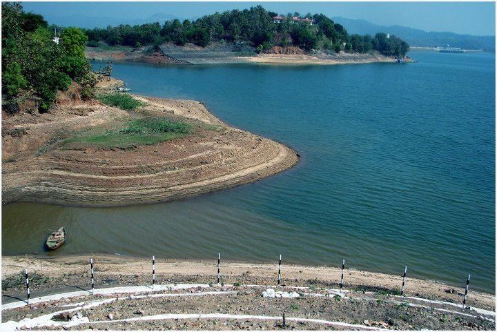 Tawa Reservoir Tawa Reservoir in the Hoshangabad District in India Entertainment