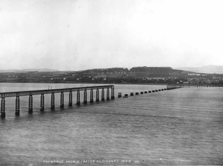 Tay Bridge disaster The Tay Bridge Disaster Blown down by wind theory