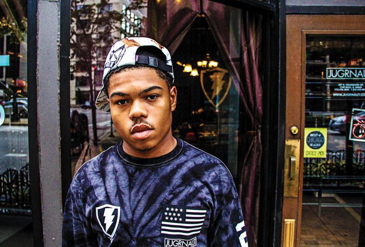 Taylor Bennett (rapper) Taylor Bennett Chance The Rapper39s Brother Comes Out As Bisexual