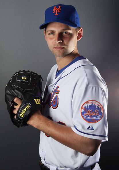 Taylor Buchholz Taylor Buchholz Photos New York Mets Photo Day Zimbio