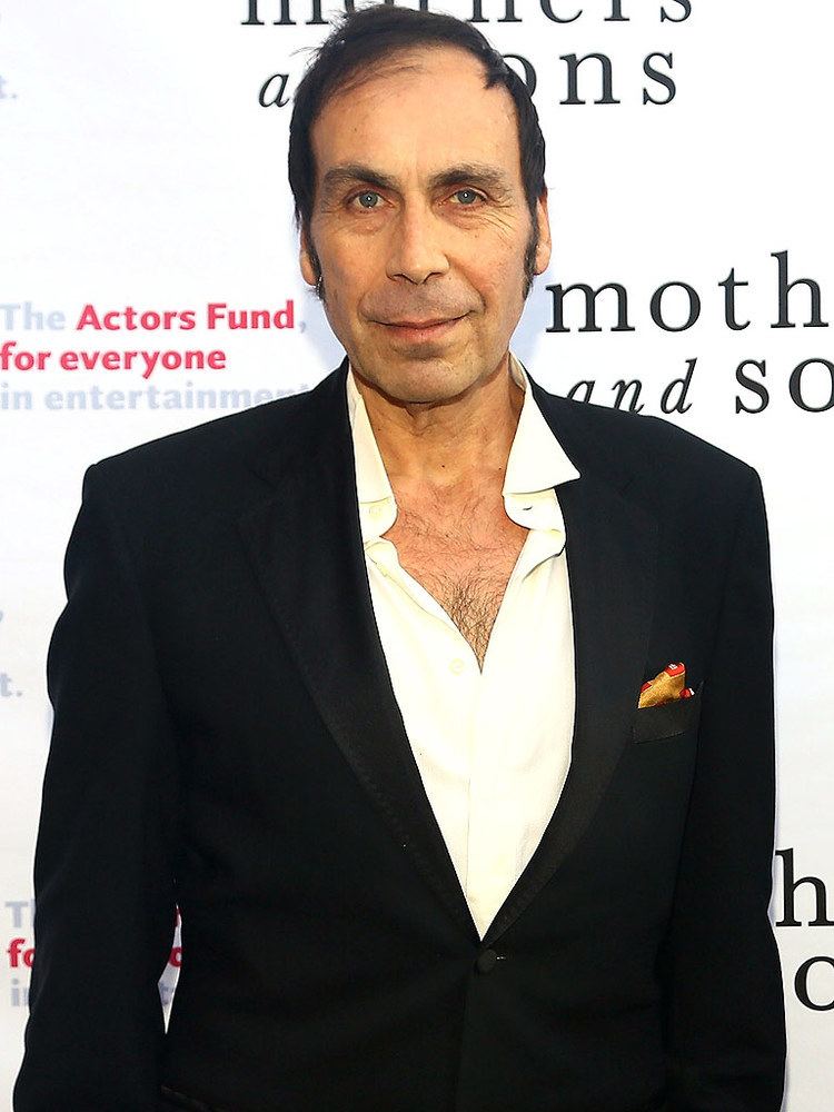 Taylor Negron Comedy Actor Taylor Negron Has Died at 57 Death