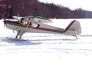 Taylorcraft F-19 Sportsman httpsuploadwikimediaorgwikipediacommonsthu