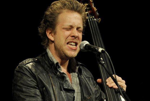 Ted Dwane Mumford amp Sons Bassist Thanks Fans After Brain Surgery