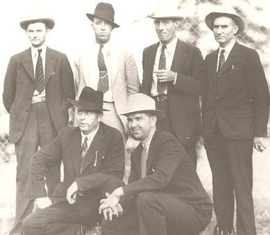 Ted Hinton The Posse that ambushed and killed Bonnie and Clyde Standing left