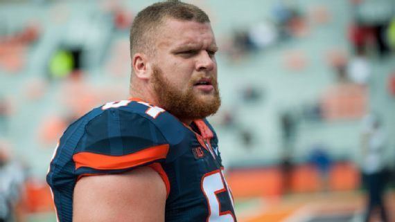 Ted Karras Ted Karras of Illinois Fighting Illini learns to control