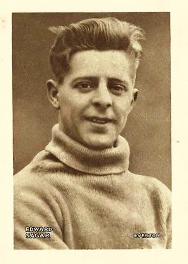 Ted Sagar Ted Sagar Everton 1937 Novelty Football Cards Programs