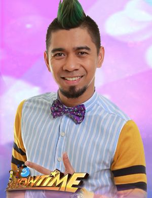 Teddy Corpuz It39s Showtime Hosts