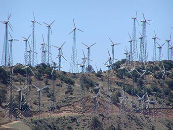 Tehachapi Pass Wind Farm httpsuploadwikimediaorgwikipediacommonsthu