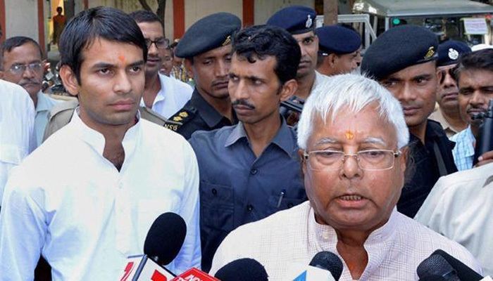 Tej Pratap Yadav Bihar Health Minister Tej Pratap Yadav threatens journalist Lalu