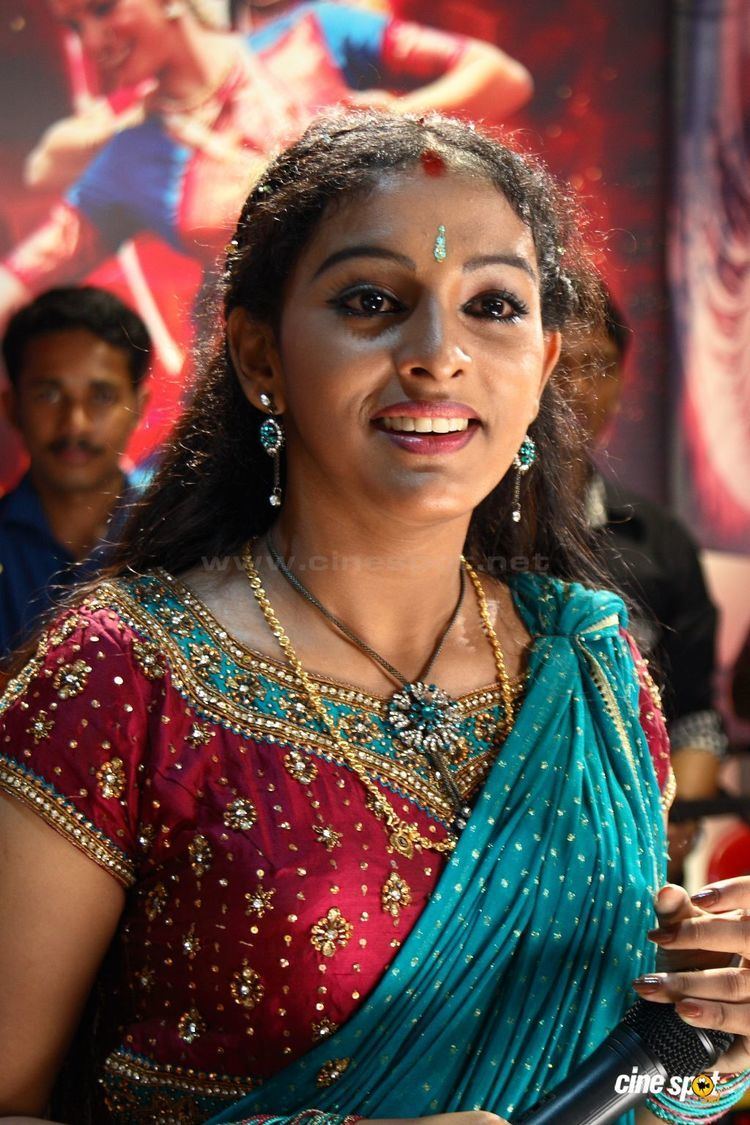 Tejashree TejashreeActressPhotos5JPG