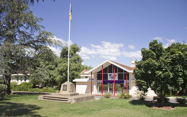 Telopea Park School