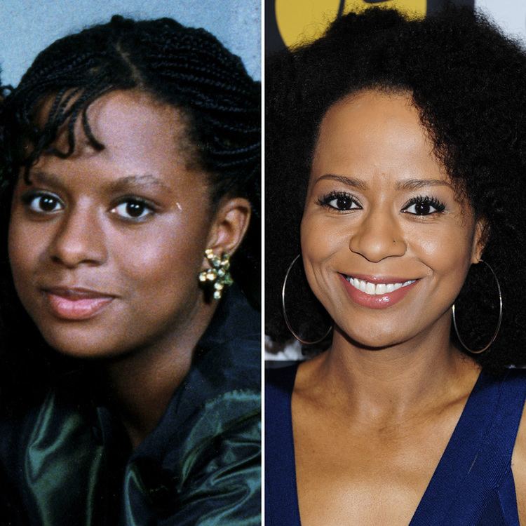 Tempestt Bledsoe Its Tempestt Bledsoes 43rd Birthday See The Cosby Show Cast