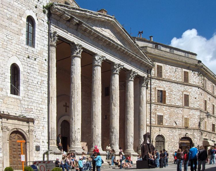 Temple of Minerva, Assisi